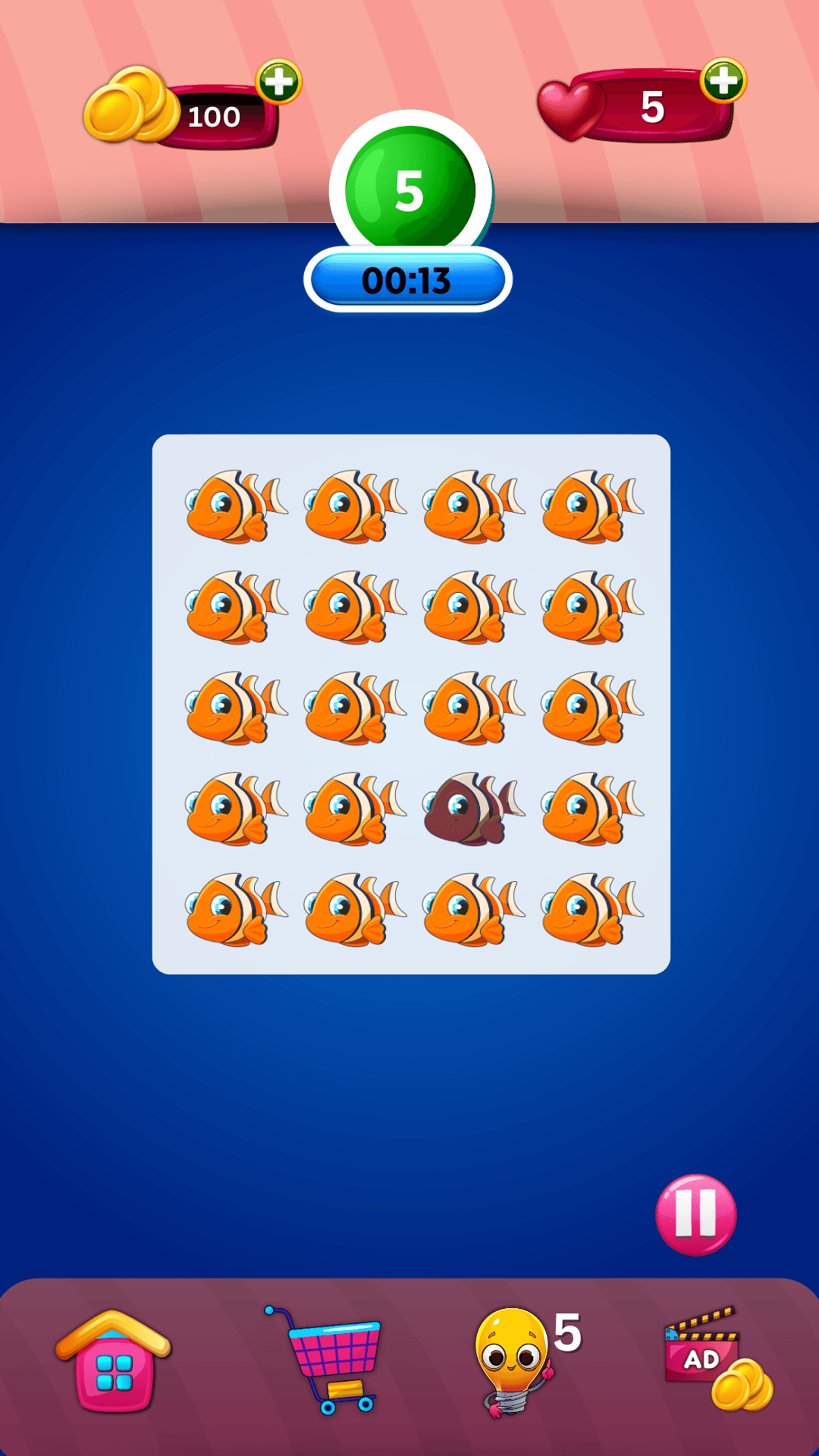 Spot & Score gameplay screenshot — fish tank level